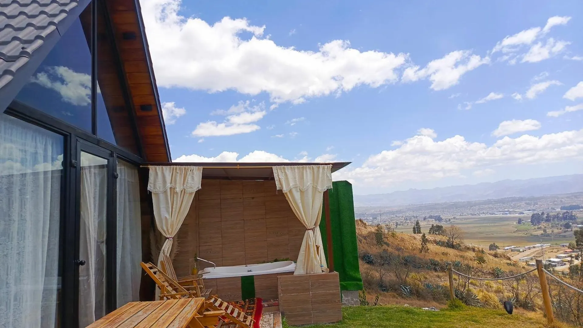 Campsite Alpina Glamping Con Jacuzzi En Latacunga Hotel Saquisili